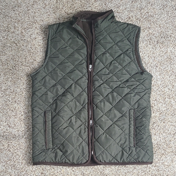Tahari Green Quilted Vest with Diamond Pattern - Picture 1 of 9